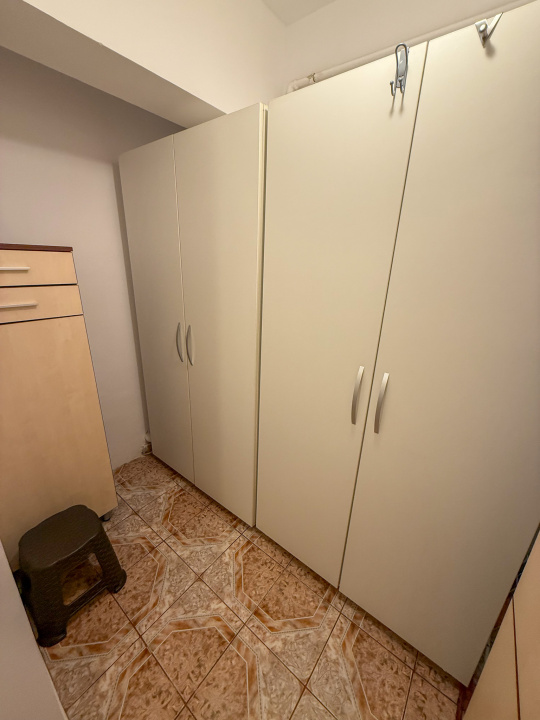 Garsoniera de inchiriat Piata Sudului