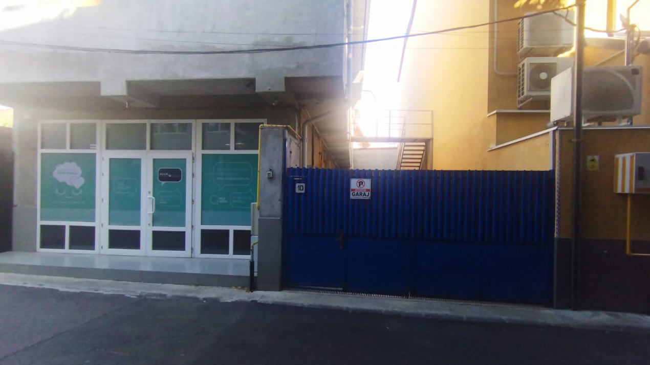 Închiriez spatiu comercial Dristor  la parter in vila