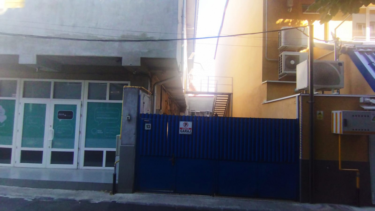 Închiriez spatiu comercial Dristor  la parter in vila
