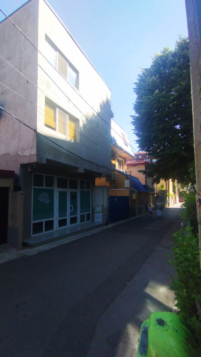 Închiriez spatiu comercial Dristor  la parter in vila
