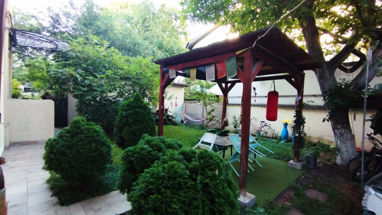 Închiriez Apartament 2 Camere in vila Parcul Carol, Fabrica de chibrituri