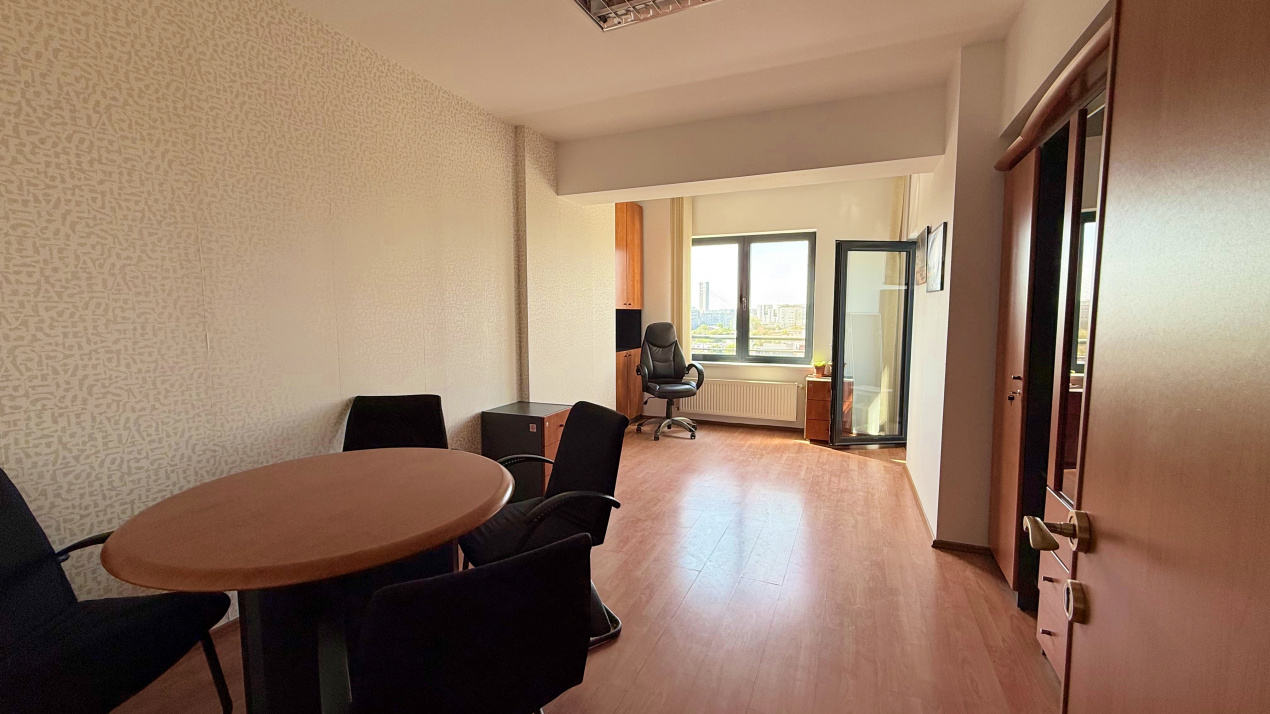 Spatiu birouri zona Mihalache - Turda in imobil mixt, 4 camere, 155 mp, 7 eur/mp