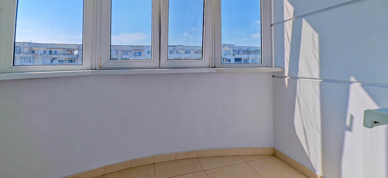 Piata Alba Iulia 3 camere chirie