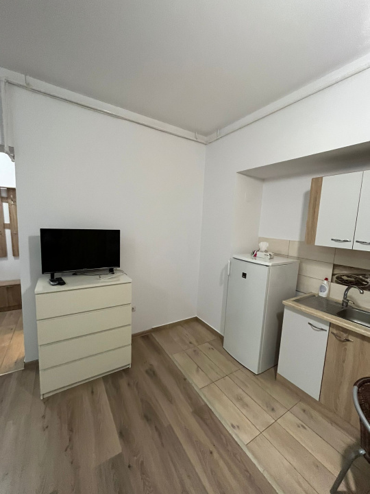 Garsoniera str Gradinarilor , libera din 1.08.2025