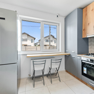 Vila noua, 5 dormitoare, 3 bai, teren 380 mp. Pret excelent