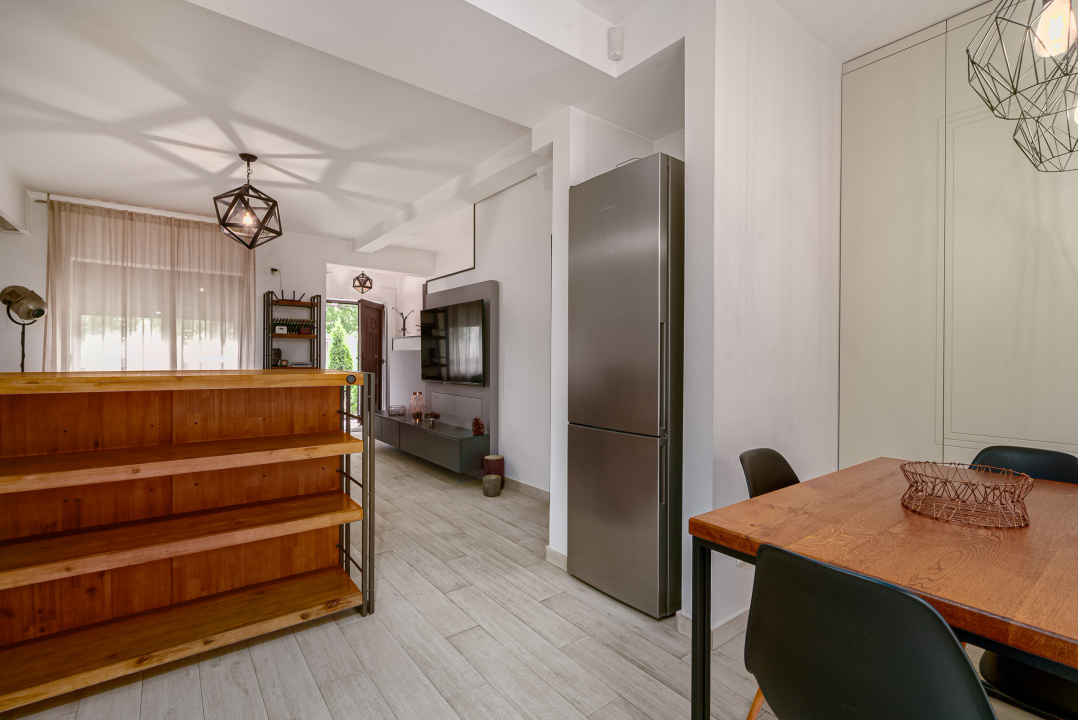 APĂRĂTORII PATRIEI – CASA CU 4 CAMERE, 3 BĂI, CURTE, LOC PARCARE