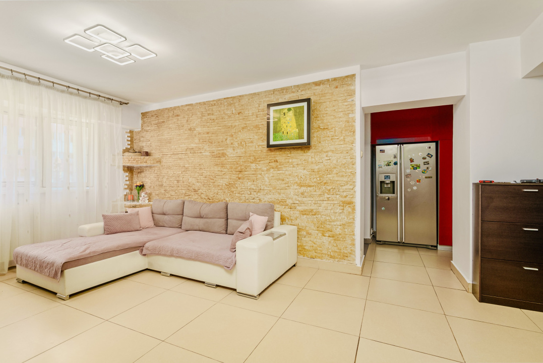 Apartament 3 camere, stradal,  Bulevardul Ion Mihalache - Turda