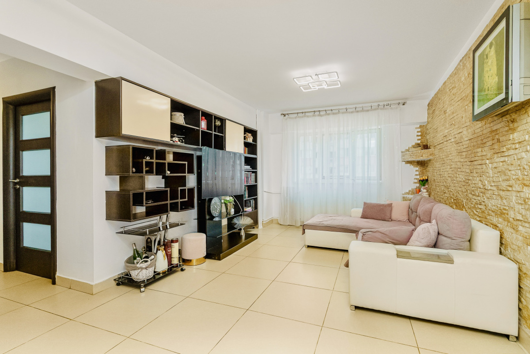 Apartament 3 camere, stradal,  Bulevardul Ion Mihalache - Turda