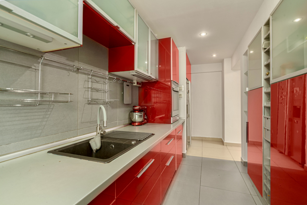 Apartament 3 camere, stradal,  Bulevardul Ion Mihalache - Turda