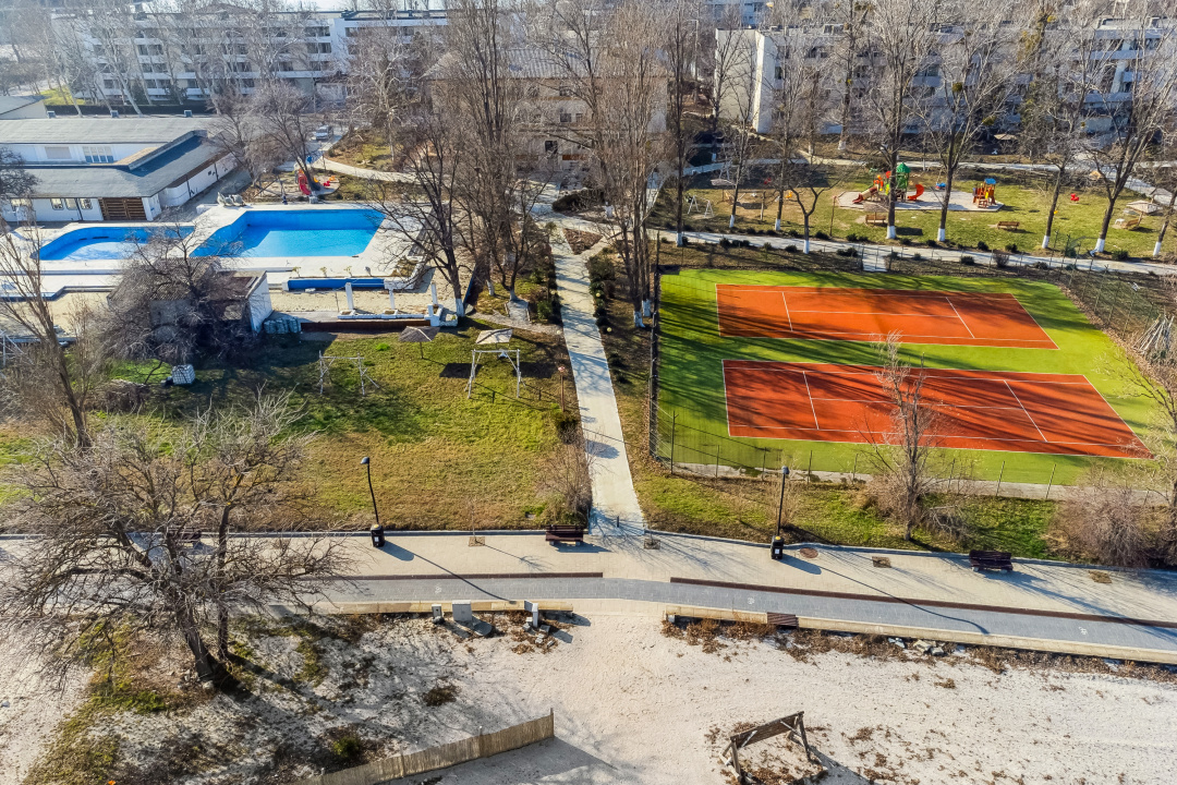 MAMAIA – COMPLEX HOTELIER 300 CAMERE, 10.000 MP, LOT 40.000 MP!