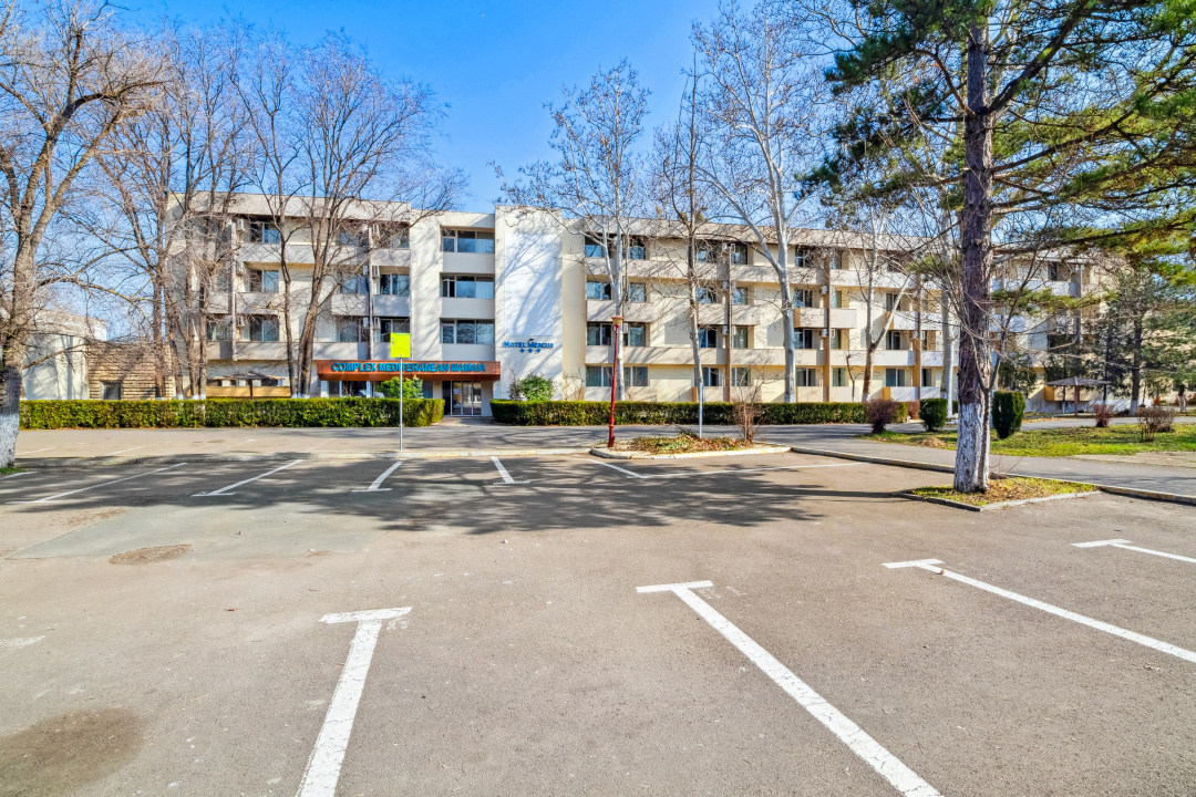MAMAIA – COMPLEX HOTELIER 300 CAMERE, 10.000 MP, LOT 40.000 MP!