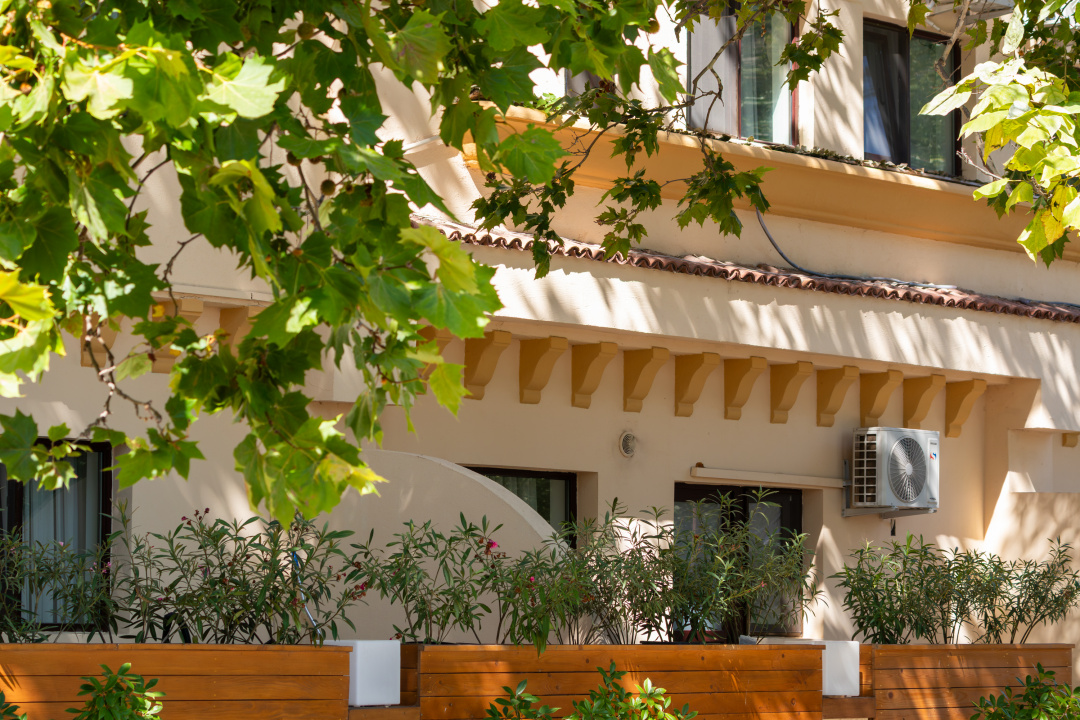 MAMAIA – COMPLEX HOTELIER 300 CAMERE - MERCUR - MINERVA, 18.000 MPC!