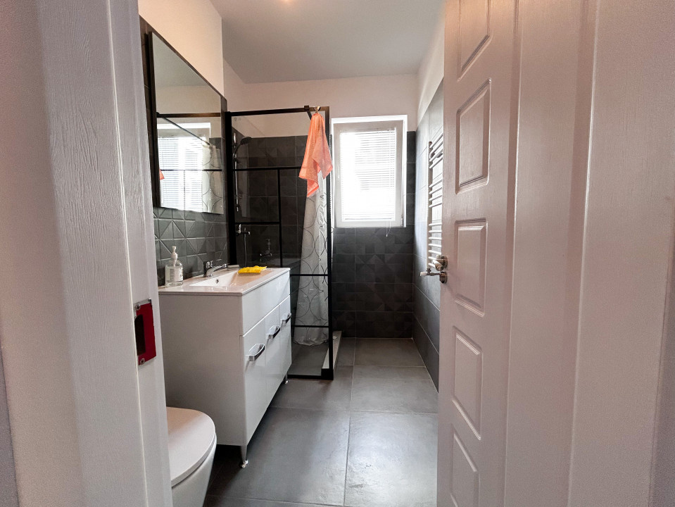 SUPERB: 50mp + curte privata 60mp, bloc 2023, la cheie!