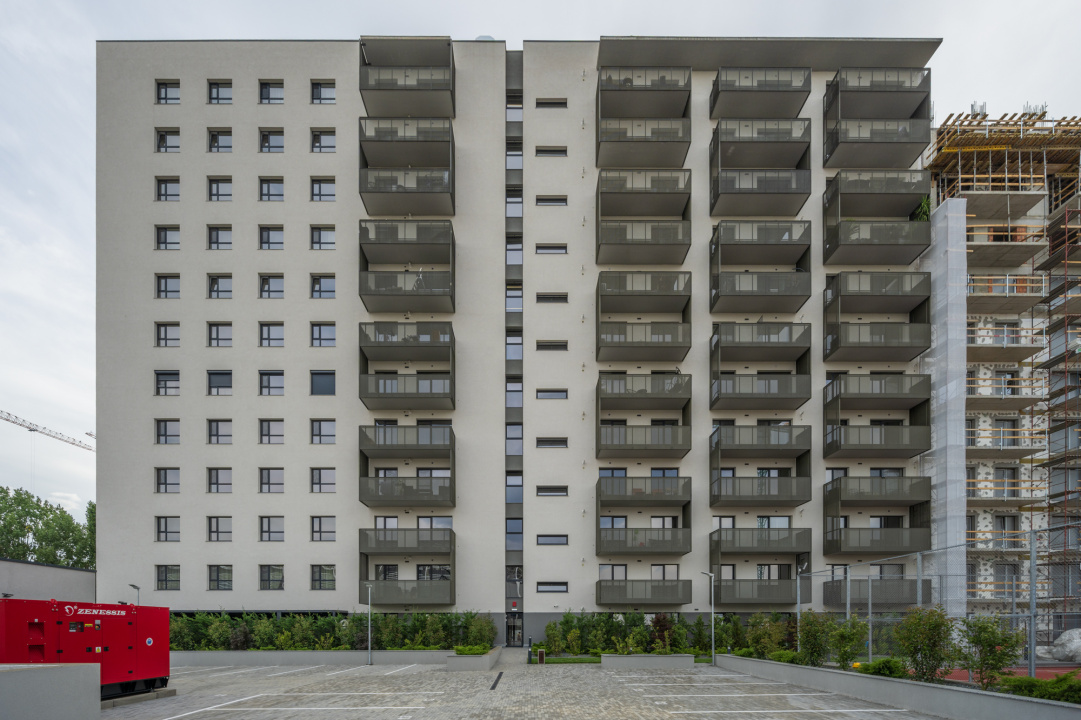 Drumul Taberei, Stellaris-Hercesa, First Rent, Comision 0 %
