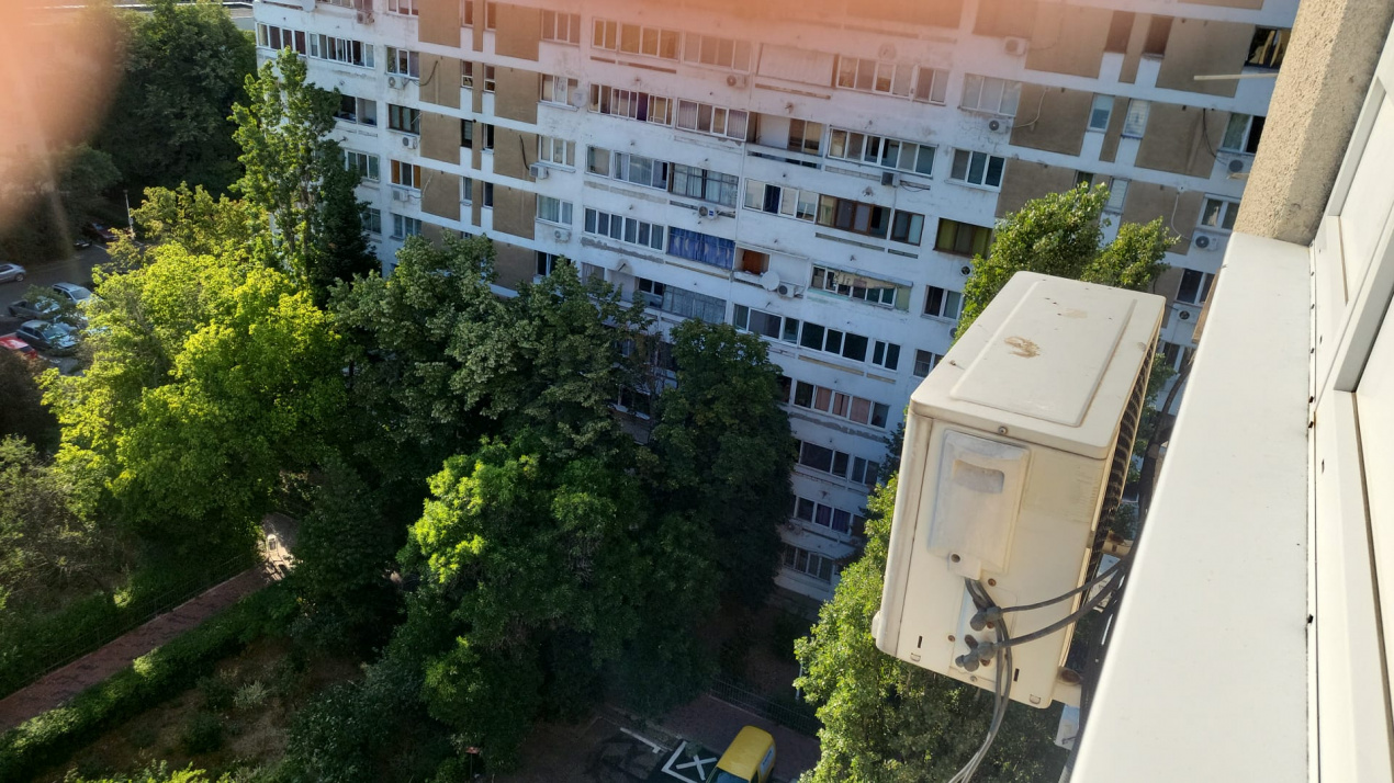 2 Camere Titan -Metrou-Burdujeni