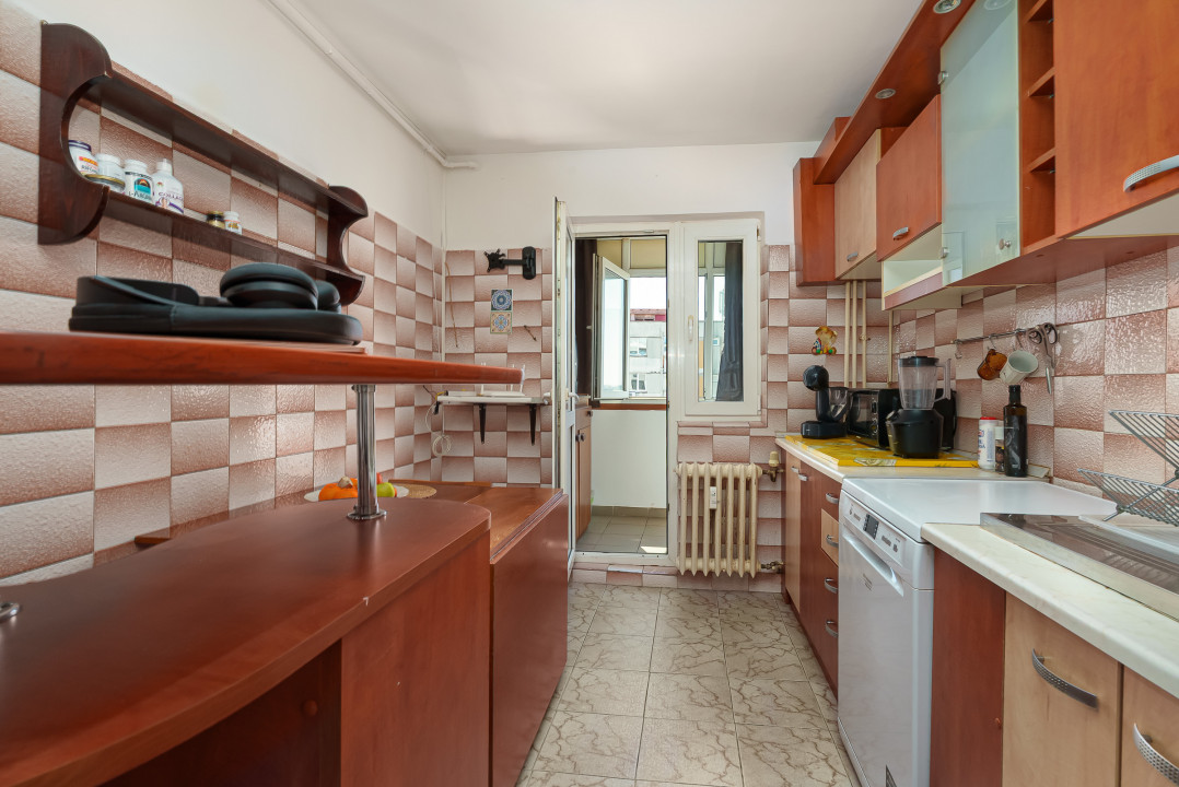Apartament 3 camere | 2 bai | Ceahlaul 24 | 67mp 