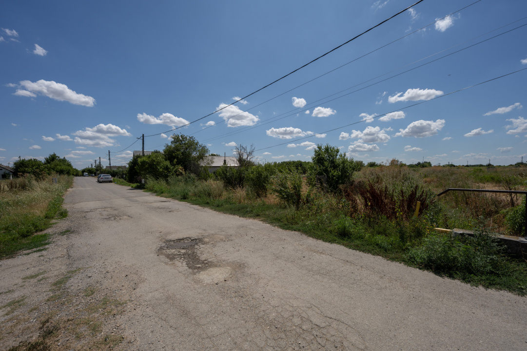 CREVEDIA - DARZA, TEREN INTRAVILAN 1100 MP!