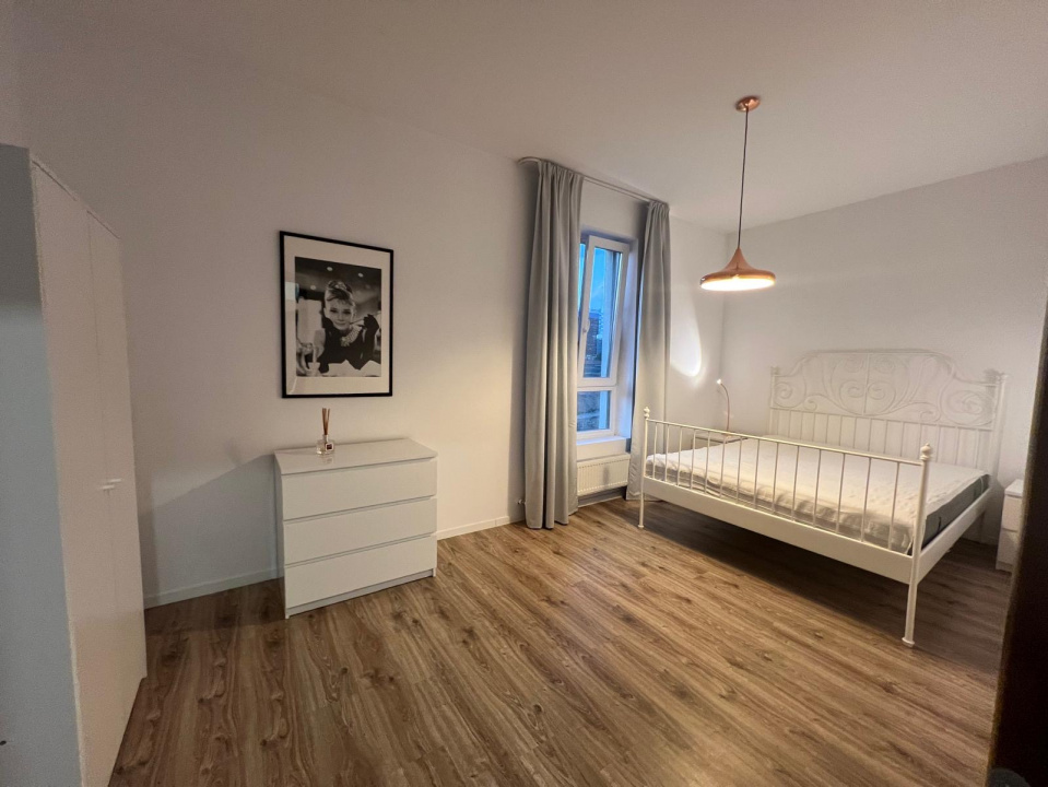 Apartament 3 camere Laguna Residence