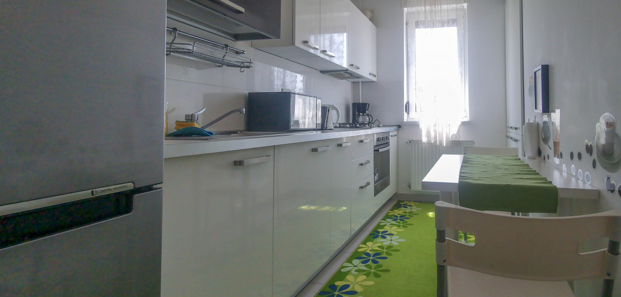 Vanzare apartament Sisesti 3 camere