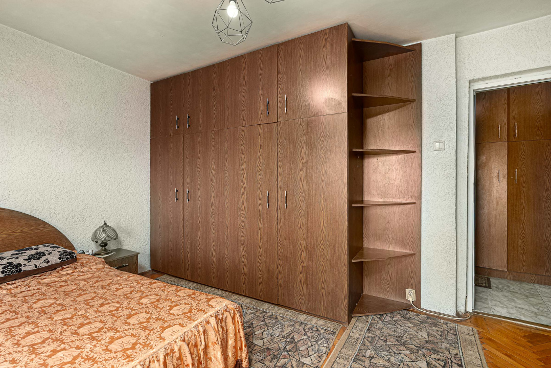 Singurul apartament de vanzare de acest tip - in Piata Alba Iulia