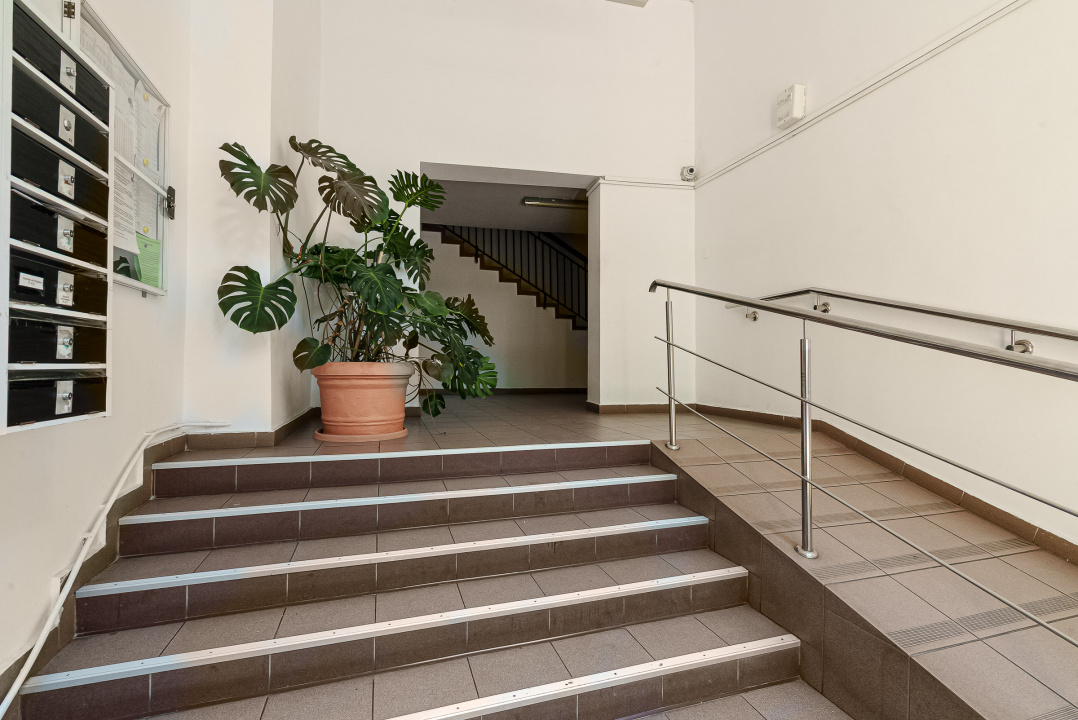 Singurul apartament de vanzare de acest tip - in Piata Alba Iulia