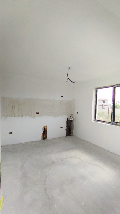 Casă în oglindă, zonă Berceni – Strada Macului 110 mp utili | Curte 345 mp 