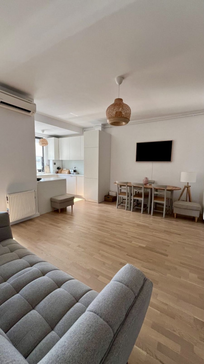 3 camere de închiriat, Bloc nou 2018,  2 băi,  Parcare inclusă -zona Aviatiei