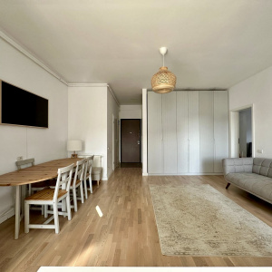 3 camere de închiriat, Bloc nou 2018,  2 băi,  Parcare inclusă -zona Aviatiei