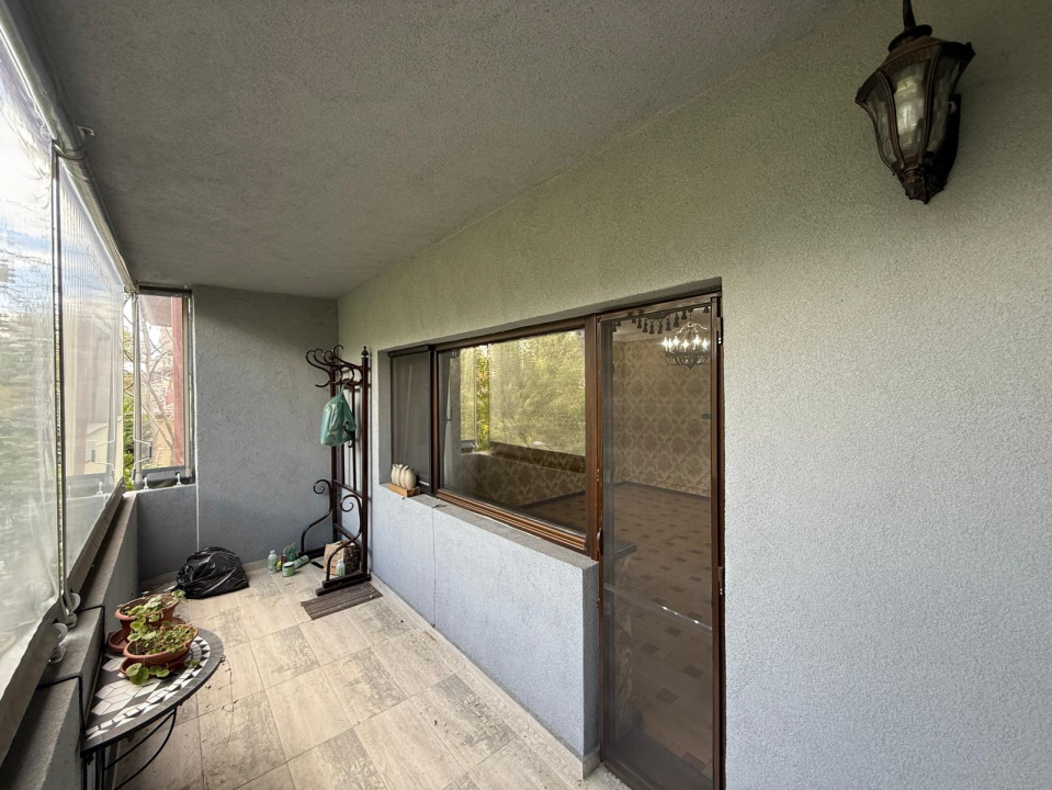 4 camere cu finisaje de lux în vila exclusivistă din cartierul Primăverii