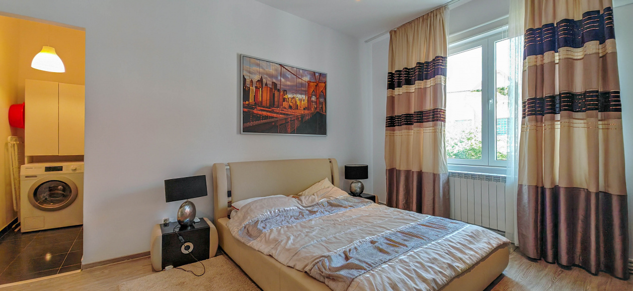 Piata Romana 2 camere
