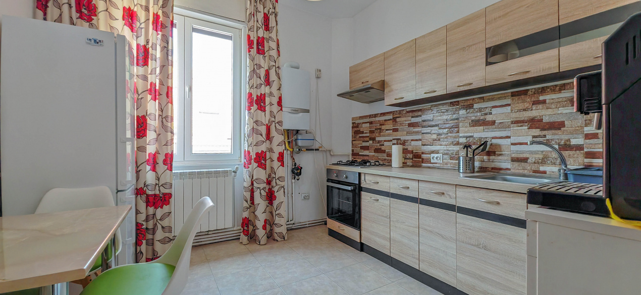 Piata Romana 2 camere