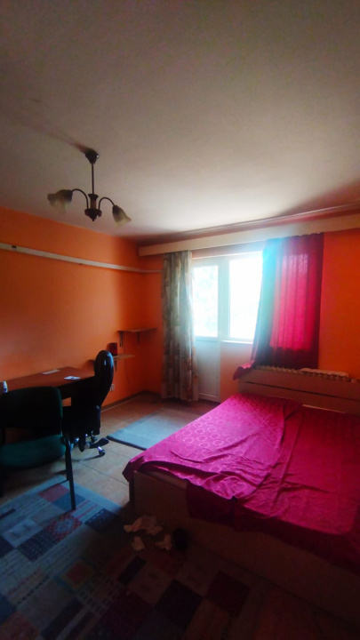 Vânzare apartament 2 camere – Drumul Taberei, Str. Brașov  Piața Moghioroș