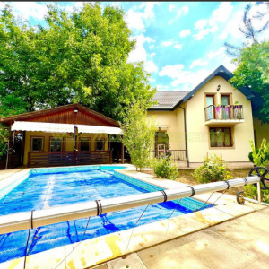 Reprezentare Exclusiva_LA CHEIE Vila moderna CU PISCINA