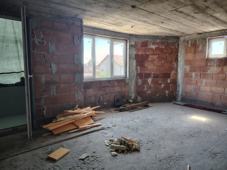 Casa in spatele Primariei Adunatii Copaceni - Giurgiu