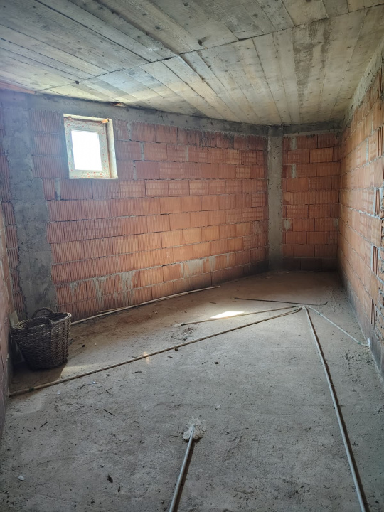 Casa in spatele Primariei Adunatii Copaceni - Giurgiu