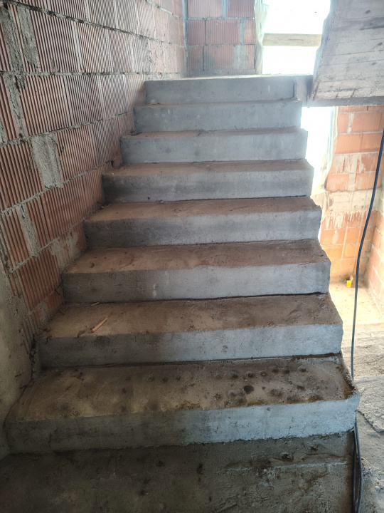 Casa in spatele Primariei Adunatii Copaceni - Giurgiu