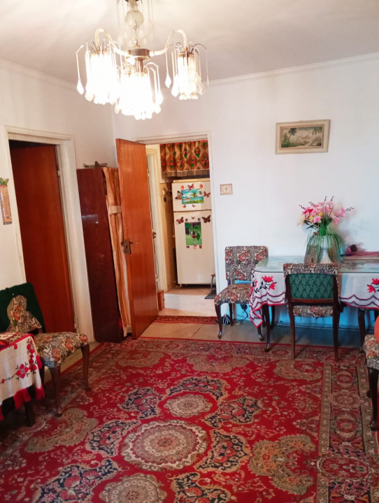 Megaocazie apartament decomandat, etaj.8, zona pieței Obor biserica Sf.Dumitru