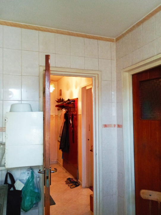 Megaocazie apartament decomandat, etaj.8, zona pieței Obor biserica Sf.Dumitru