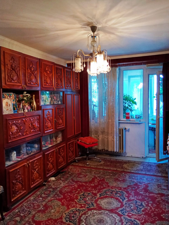 Megaocazie apartament decomandat, etaj.8, zona pieței Obor biserica Sf.Dumitru