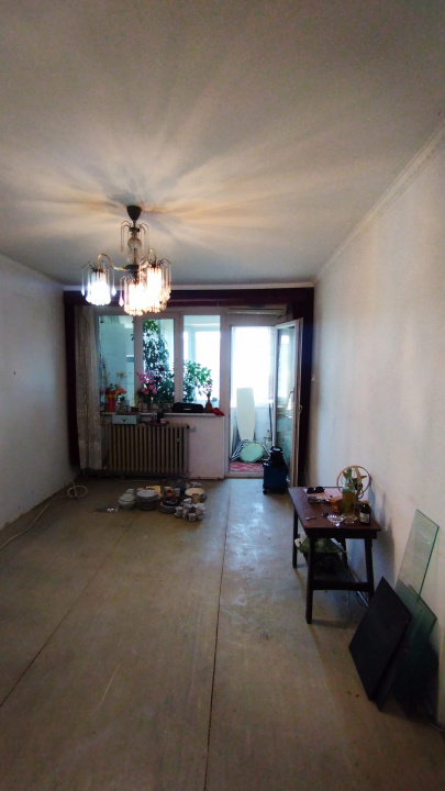 Megaocazie apartament 2 camere decomandat, etaj.8/10 – vizavi de Bucur Obor