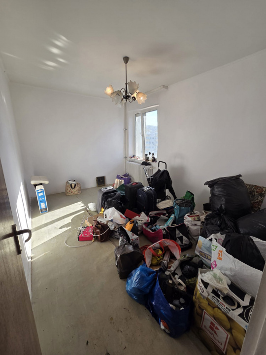 Megaocazie apartament 2 camere decomandat, etaj.8/10 – vizavi de Bucur Obor