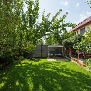 OTOPENI – MARIN SORESCU , CASA IN TRIPLEX 150 MP, LOT 300 MP!