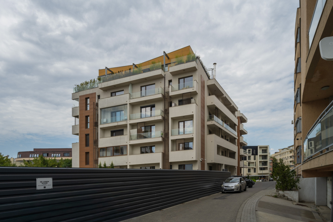 SOSEAUA NORDULUI-HERĂSTRĂU, GARSONIERĂ CU TERASA, 33MP! 