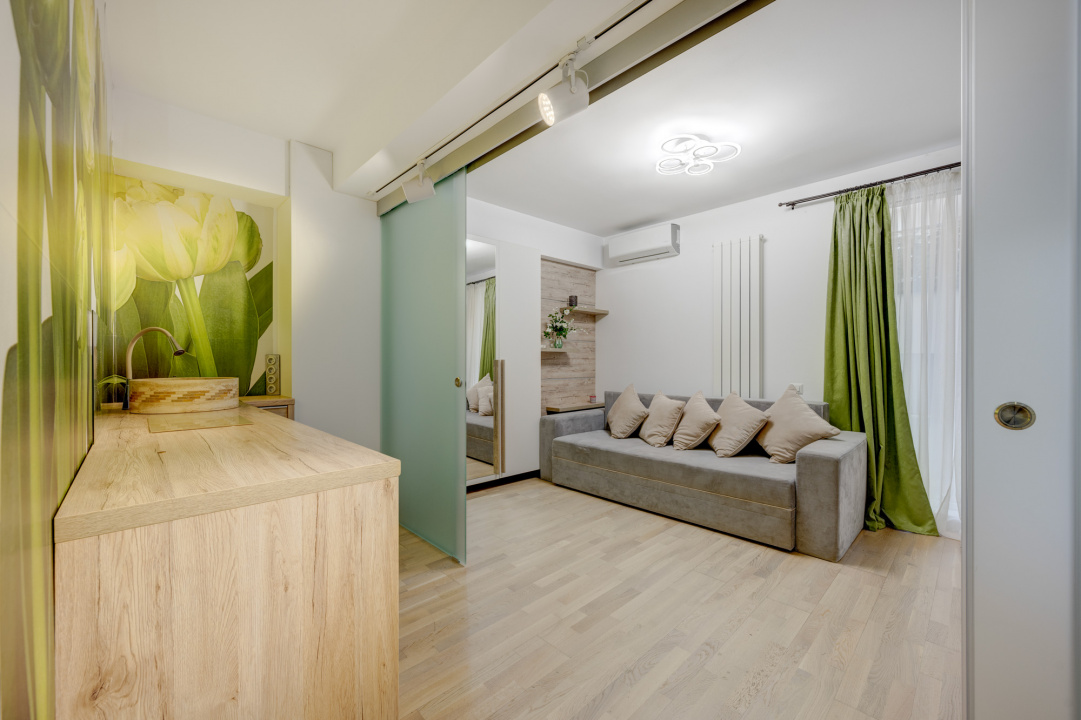 SOSEAUA NORDULUI-HERĂSTRĂU, GARSONIERĂ CU TERASA, 33MP! 