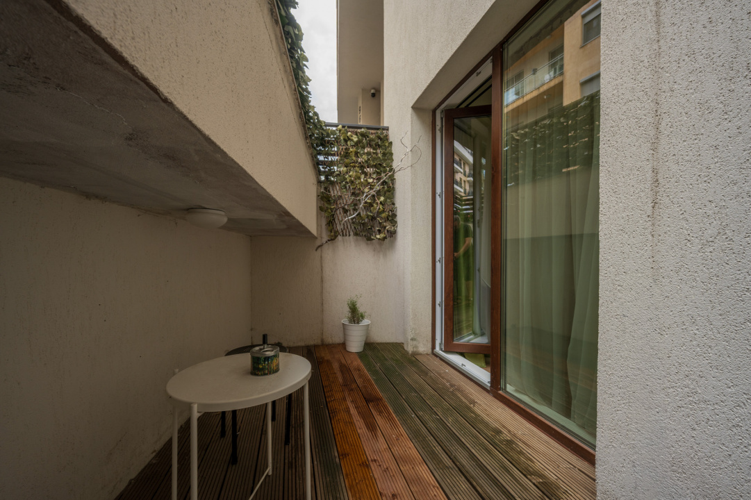 SOSEAUA NORDULUI-HERĂSTRĂU, GARSONIERĂ CU TERASA, 33MP! 