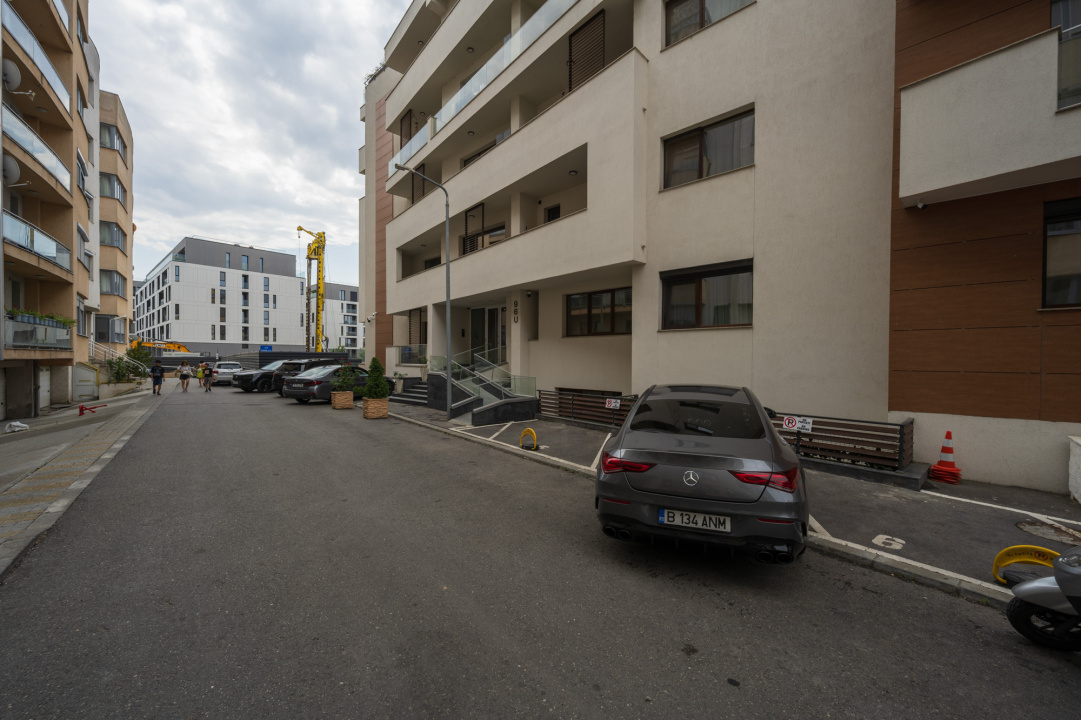 SOSEAUA NORDULUI-HERĂSTRĂU, GARSONIERĂ CU TERASA, 33MP! 