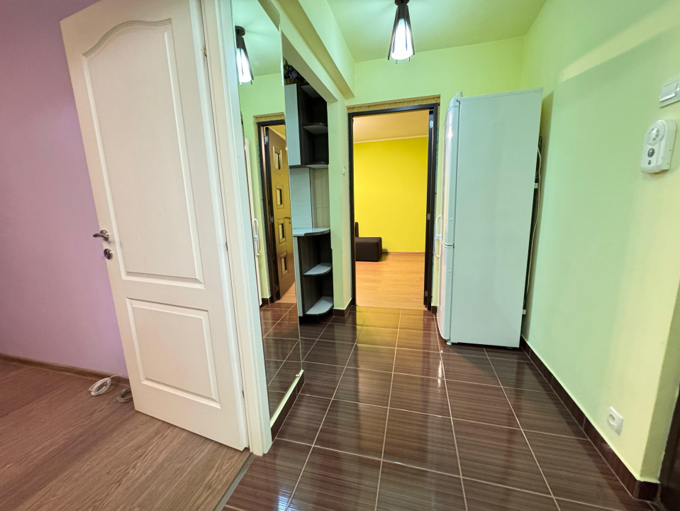2 Camere Decomandat gata de mutat | Cu Centrala -Huedin
