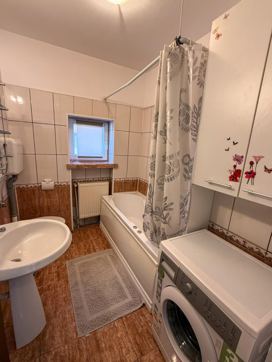 Apartament spatios cu centrala proprie, Armeneasca - Mosilor