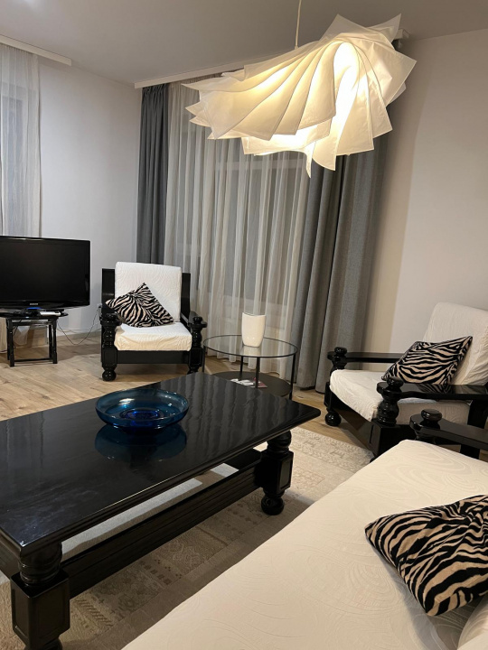 Apartament lux 3 camere, parcare subterana Laguna Residence