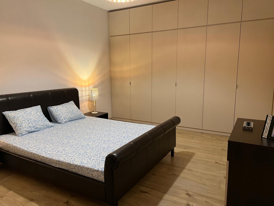 Apartament lux 3 camere, parcare subterana Laguna Residence